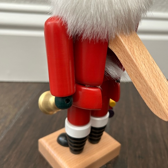 Seiffener Nubknackerhaus German Nutcracker Santa BellBox Christian Ulbricht READ - Picture 8 of 16